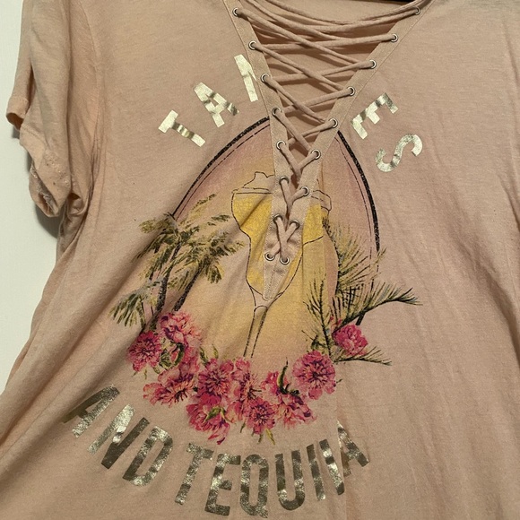 Express tshirt - Picture 2 of 3